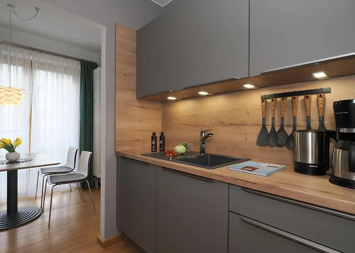 Kaiservillen Heringsdorf - Ferienwohnung Mit 1 Schlafzimmer Und Balkon D112